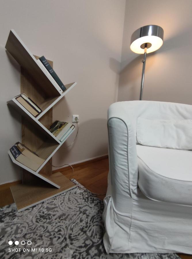 Cozy Apartment Near The Sea In Palaio Faliro Atenas Exterior foto