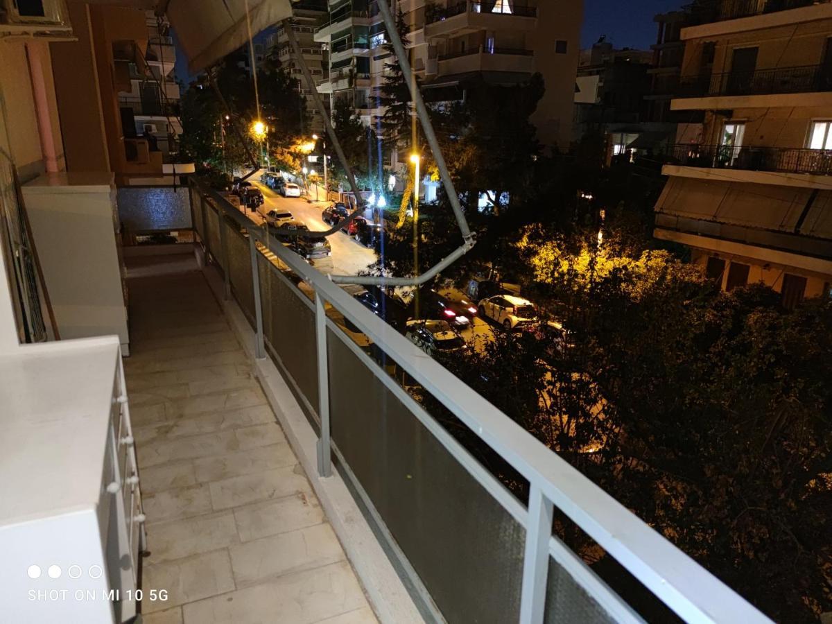 Cozy Apartment Near The Sea In Palaio Faliro Atenas Exterior foto
