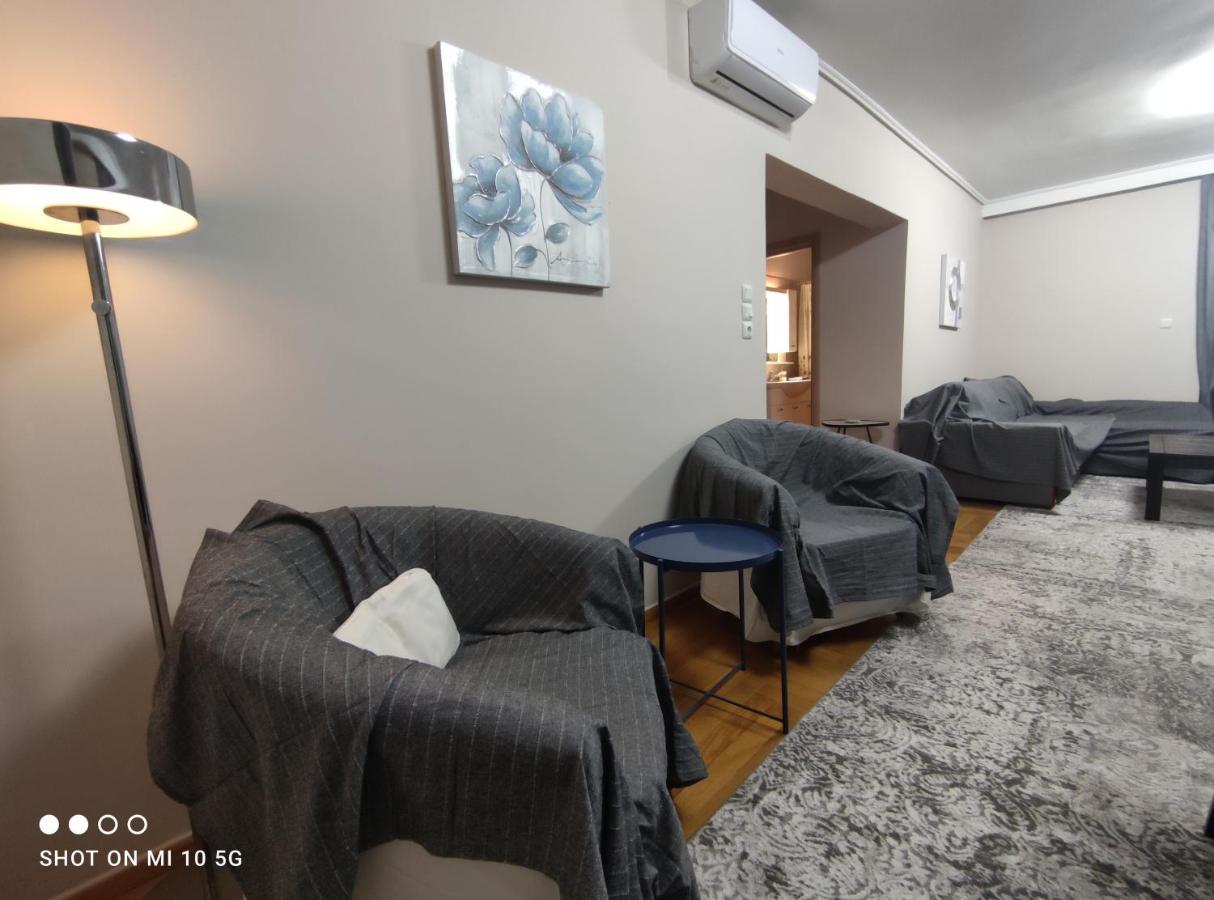 Cozy Apartment Near The Sea In Palaio Faliro Atenas Exterior foto