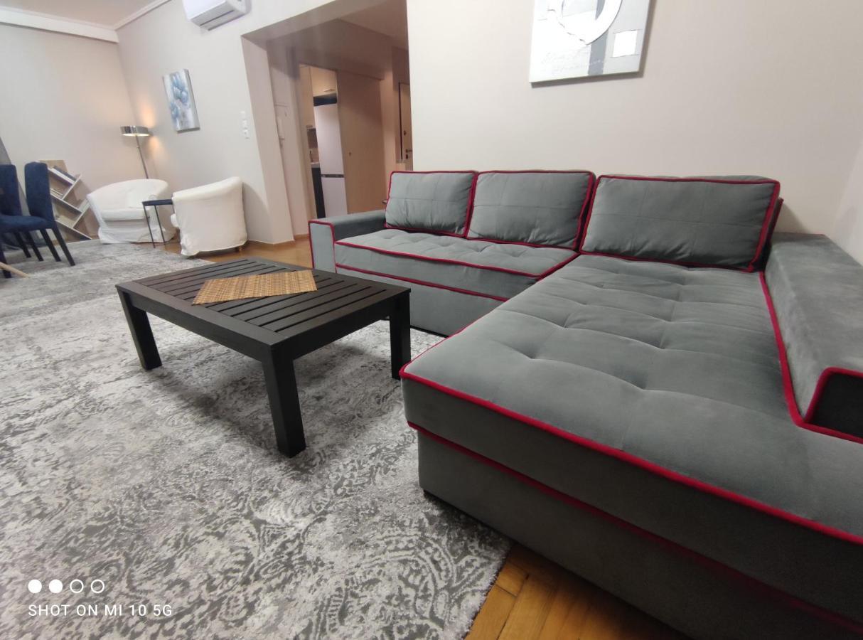 Cozy Apartment Near The Sea In Palaio Faliro Atenas Exterior foto