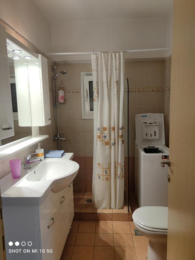 Cozy Apartment Near The Sea In Palaio Faliro Atenas Exterior foto